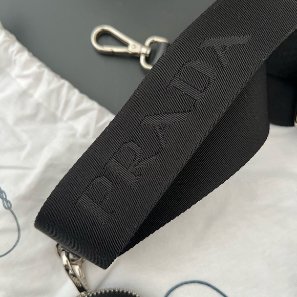 S0LD - Prada Re-edition 2005 re-nylon bag - Picture 3 of 7